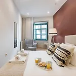 Brand New 4br W/ 200yrs Of History In By Lovelystay * Porto