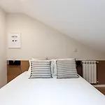 Apartment Brand New 4br W/ 200yrs Of History In By Lovelystay