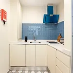 Apartment Brand New 4br W/ 200yrs Of History In By Lovelystay *