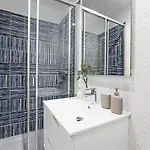 Brand New 4br W/ 200yrs Of History In By Lovelystay * Porto