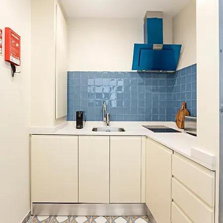 Apartment Brand New 4br W/ 200yrs Of History In By Lovelystay *