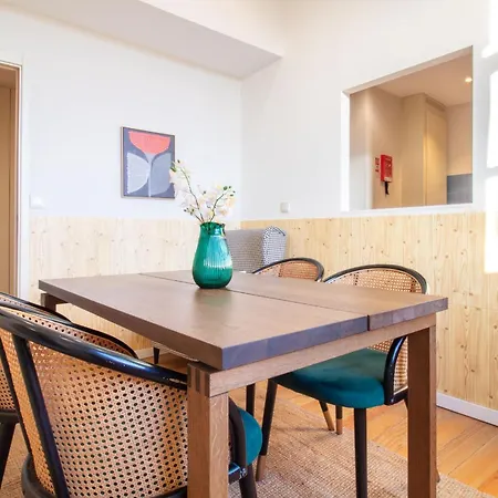 Brand New 4br W/ 200yrs Of History In By Lovelystay *