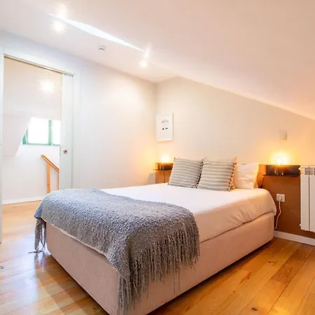 Brand New 4br W/ 200yrs Of History In By Lovelystay Porto