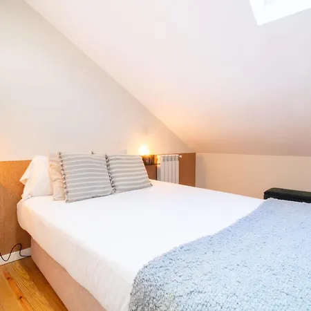 Brand New 4br W/ 200yrs Of History In By Lovelystay Porto