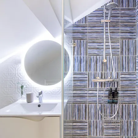 Brand New 4br W/ 200yrs Of History In By Lovelystay Porto