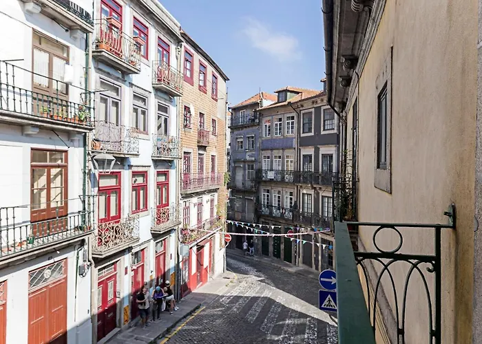 Brand New 4br W/ 200yrs Of History In By Lovelystay Apartmán Porto