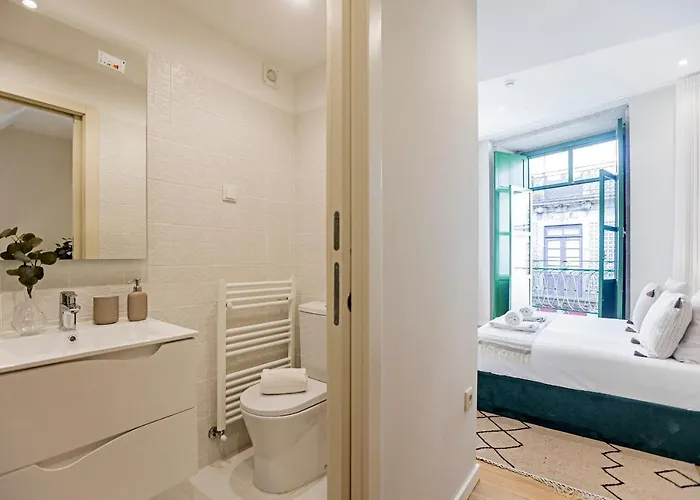 Brand New 4br W/ 200yrs Of History In By Lovelystay *