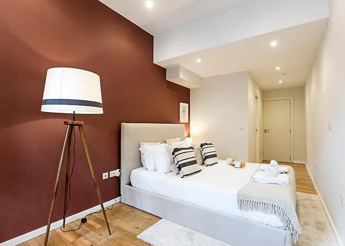 Brand New 4br W/ 200yrs Of History In By Lovelystay Porto